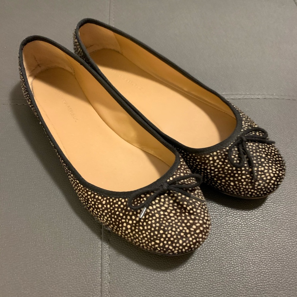 Banana Republic black leopard print ballet flats